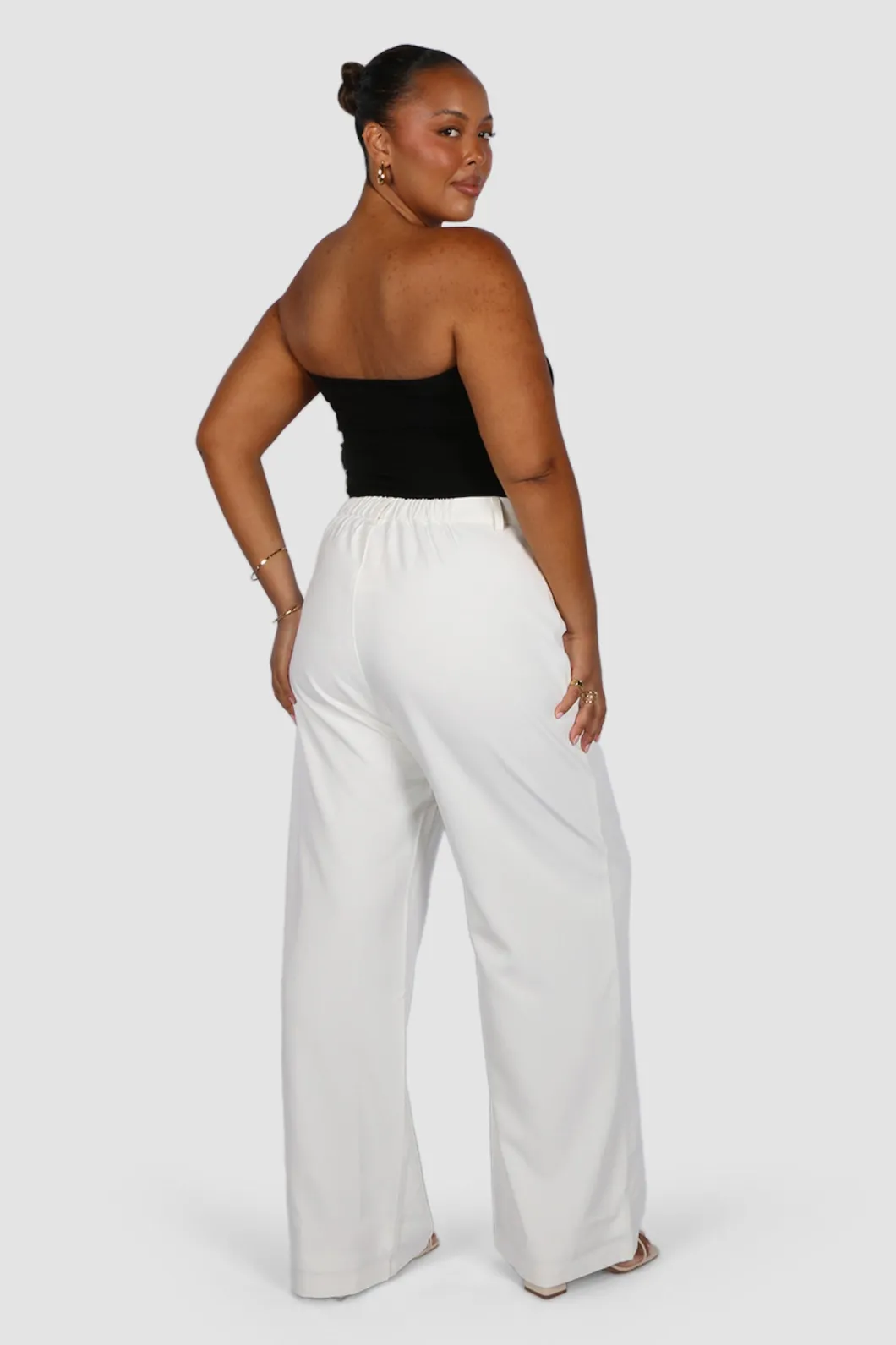 Fayt Tops | APRIL TOP BLACK
