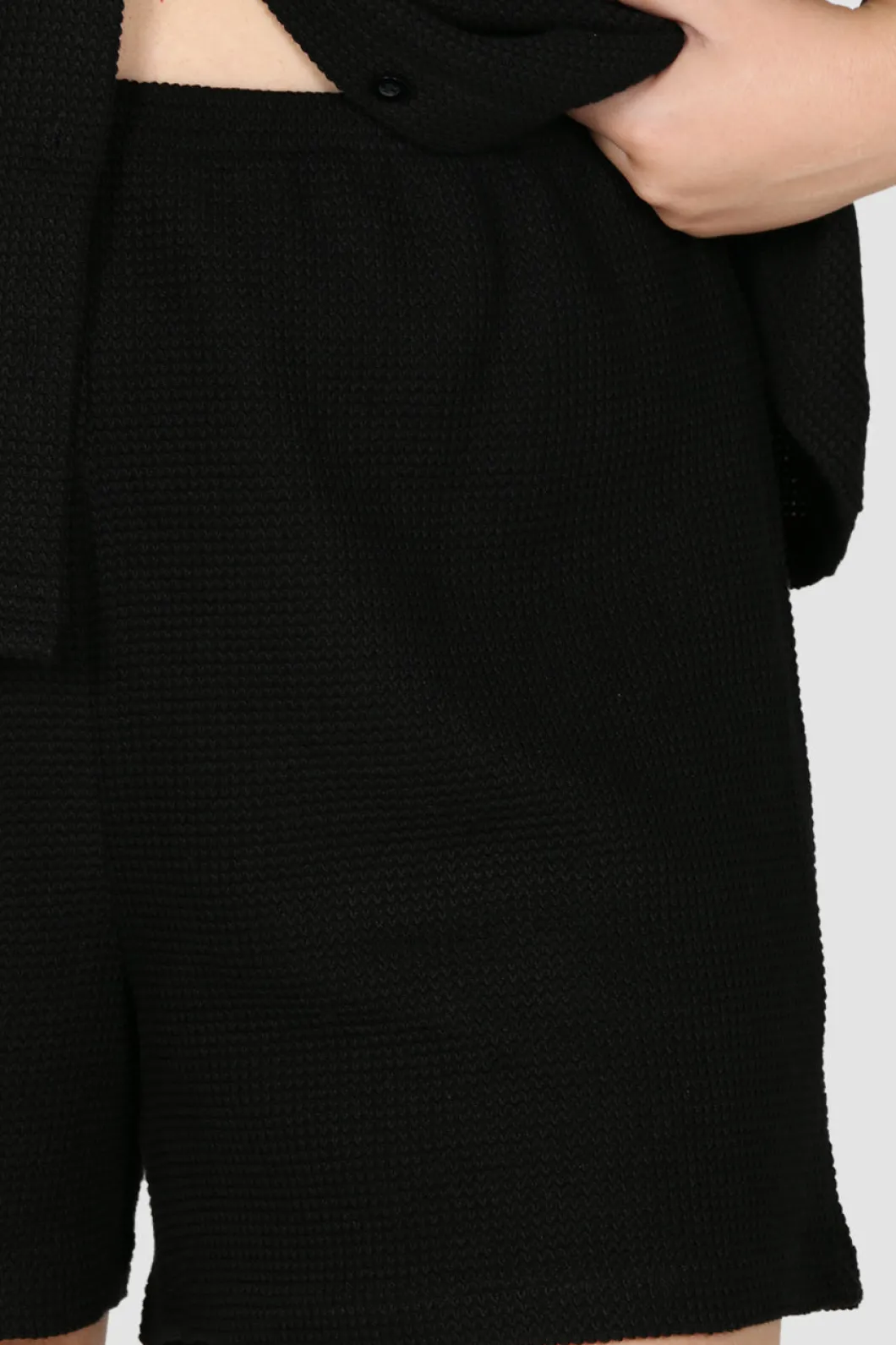Fayt Shorts | CAPRI WAFFLE SHORTS BLACK
