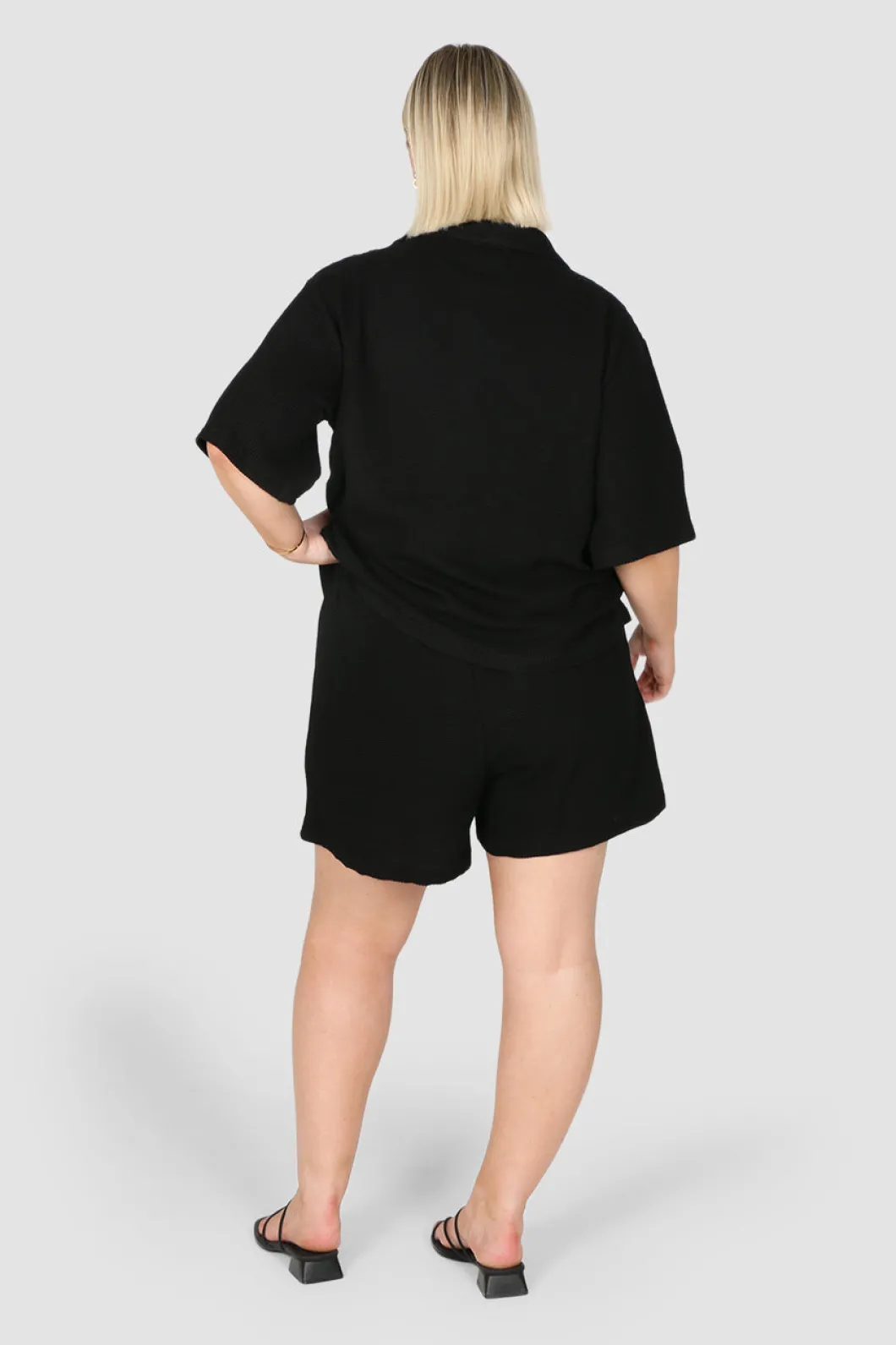 Fayt Shorts | CAPRI WAFFLE SHORTS BLACK
