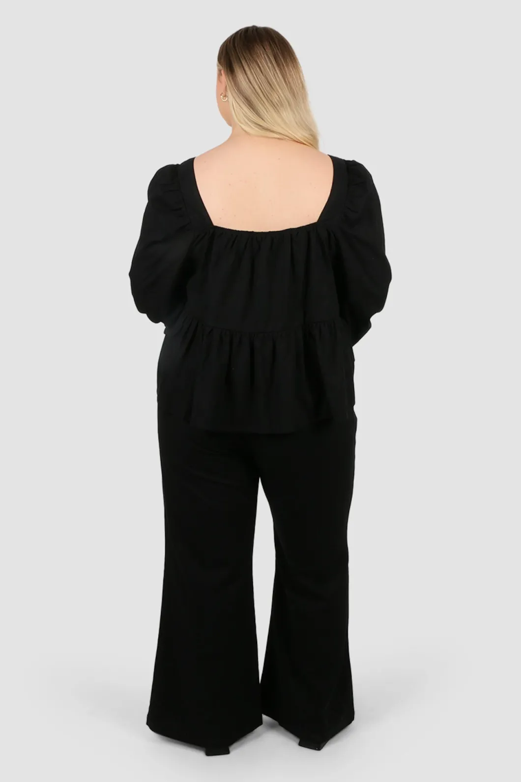 Fayt Tops | Sets | ELARA TOP BLACK