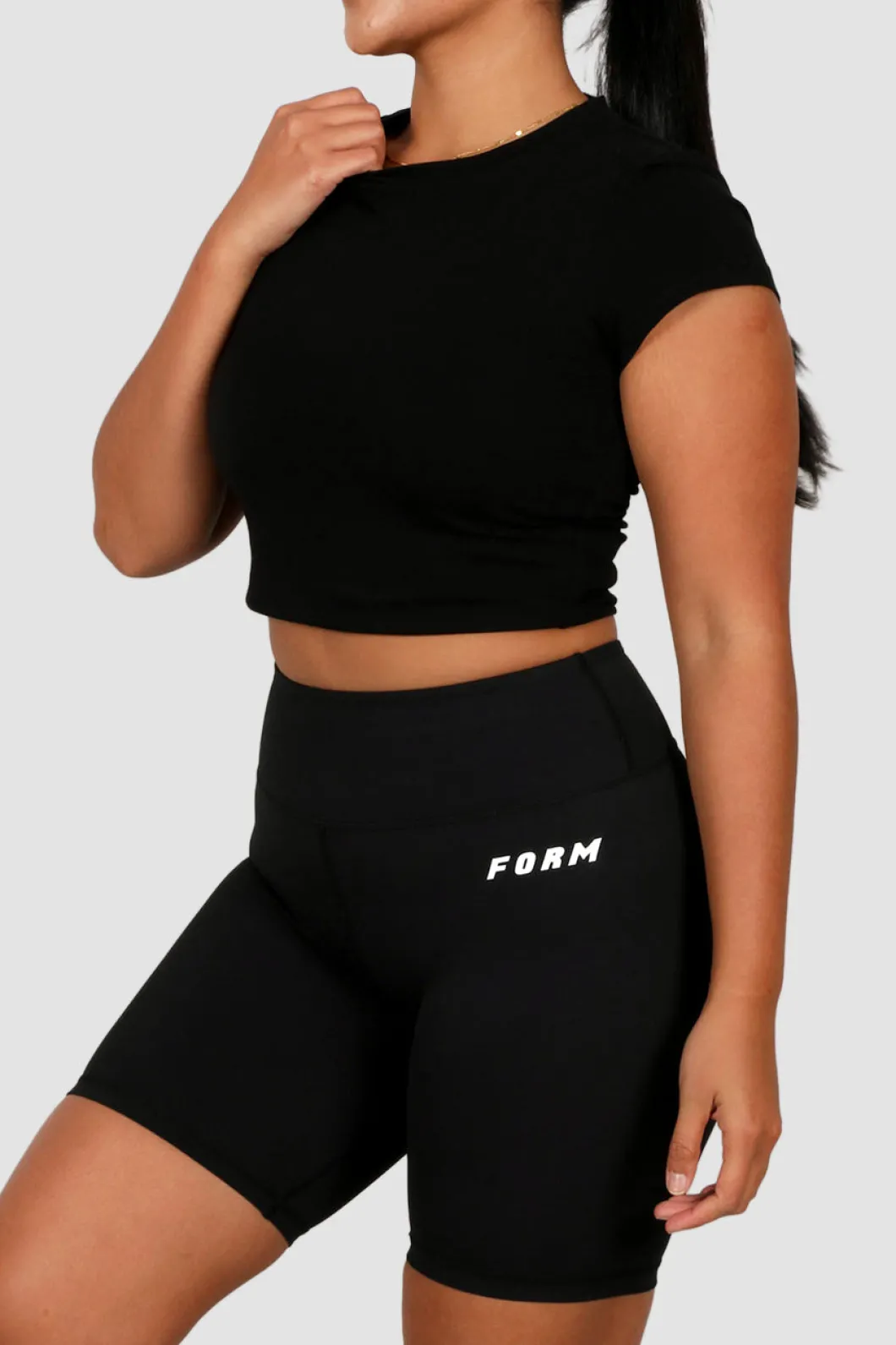 Fayt Activewear | Activewear | FORM BASE SHORT BLACK