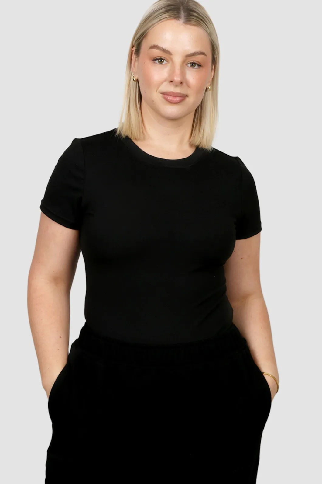 Fayt Tops | S/S BODYSUIT BLACK