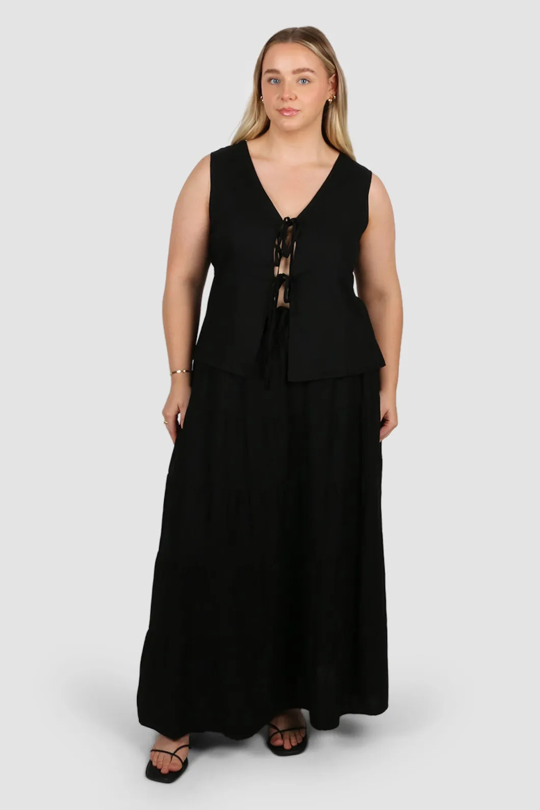 Fayt Sets | ZYLA TIERED MAXI SKIRT BLACK